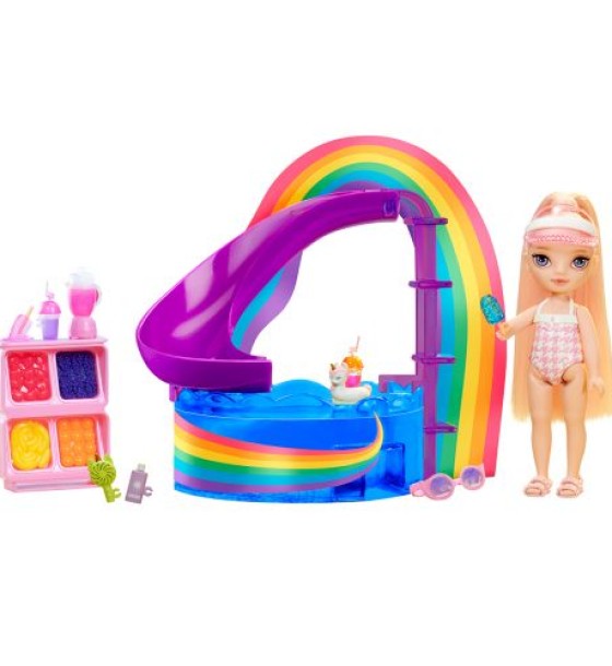 Ігровий набір з лялькою RAINBOW HIGH серії "Littles" - ВЕСЕЛКОВЕ СВЯТО В БАСЕЙНІ