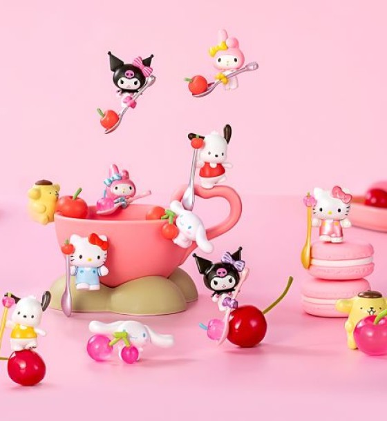 Фігурка-сюрприз "POP TOP. HELLO KITTY ТА ДРУЗІ – ВИШЕНЬКИ" (мікс видів)