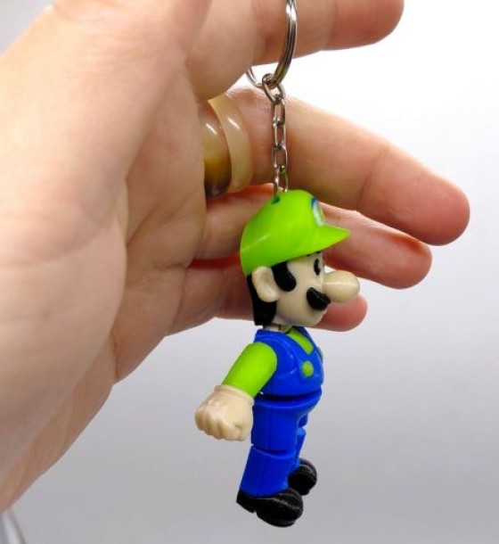 Брелок (3d друк) "БРАТИ МАРІО: ЛУЇДЖИ \ MARIO", 7.5 см