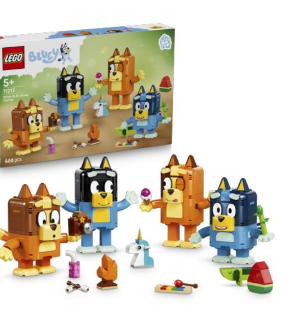Конструктор LEGO Bluey Сім'я Блуї з кубиків (11217)