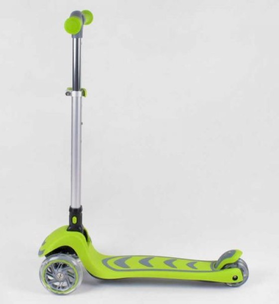 Самокат триколісний 46987 (4) Best Scooter, САЛАТОВИЙ, складне алюмінієве кермо, 4 колеса PU зі світлом, d = 12 см