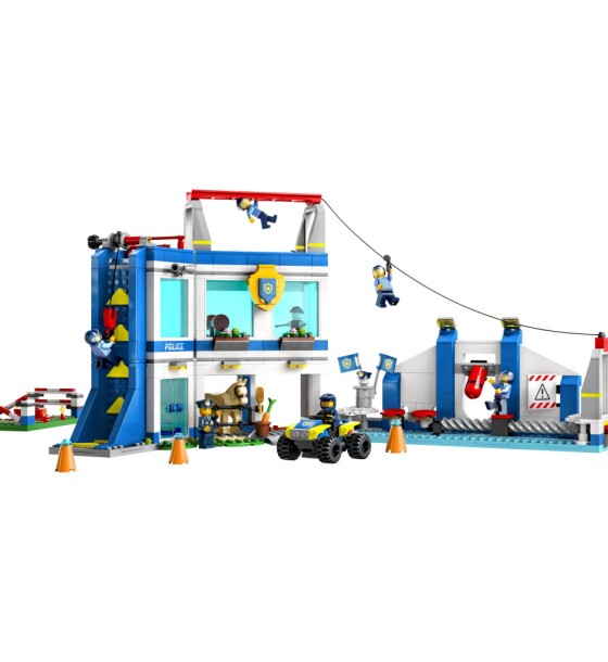 Конструктор LEGO City Поліцейська академія 823 деталей (60372)