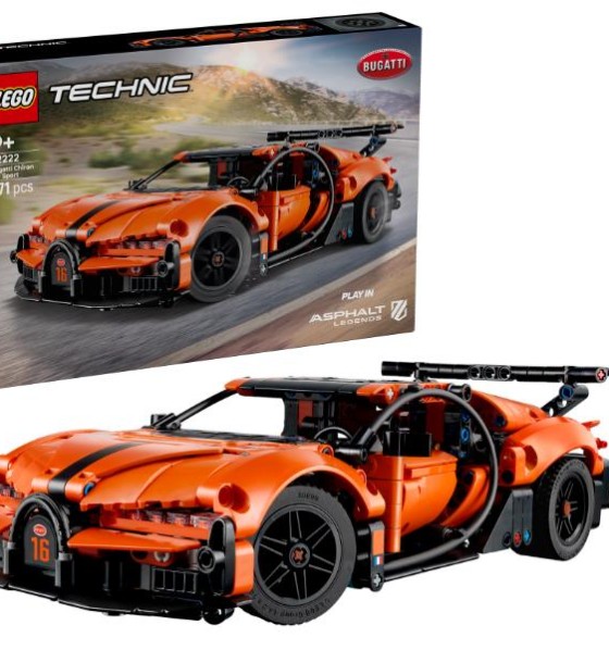 Конструктор LEGO Technic Гіперкар Bugatti Chiron Pur Sport (42222)