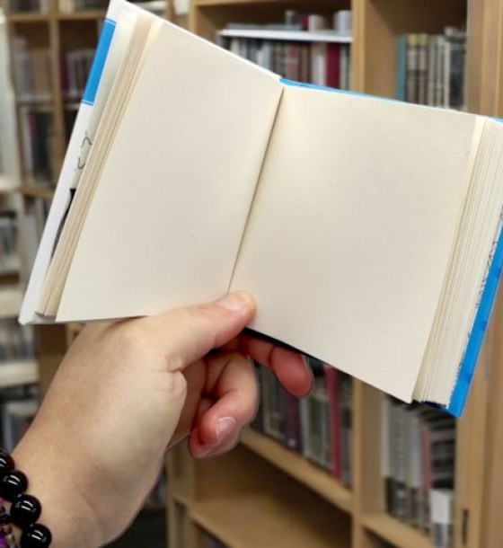 Блокнот з чистими аркушами, 10 см (48 арк)