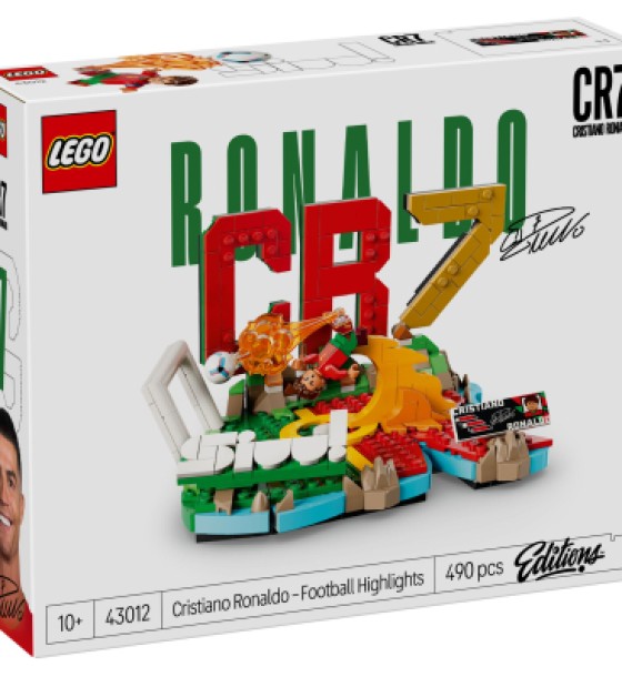 Конструктор LEGO Editions Football Кріштіану Роналду — найкращі моменти футбольних матчів (43012)