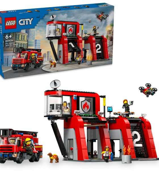 Конструктор LEGO City Пожежне депо з пожежною машиною 843 деталей (60414)